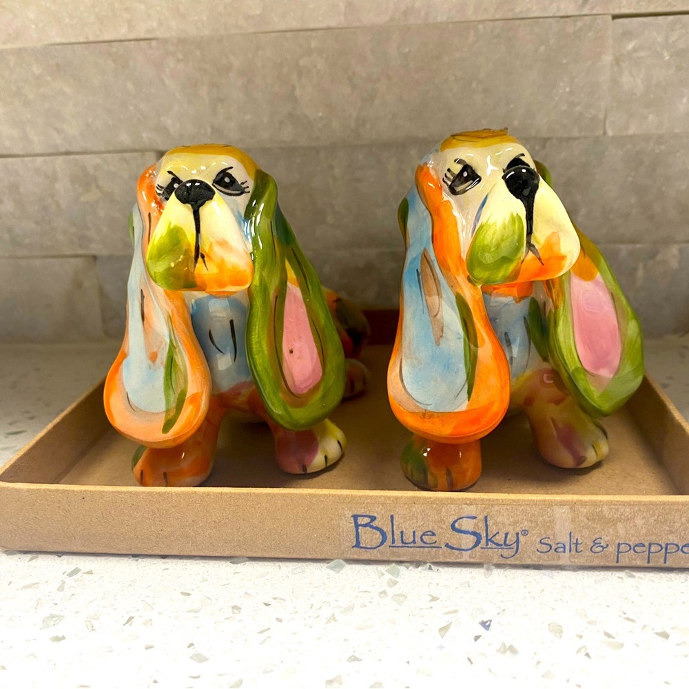 Blue Sky salt and pepper basset hound dogs 🐶